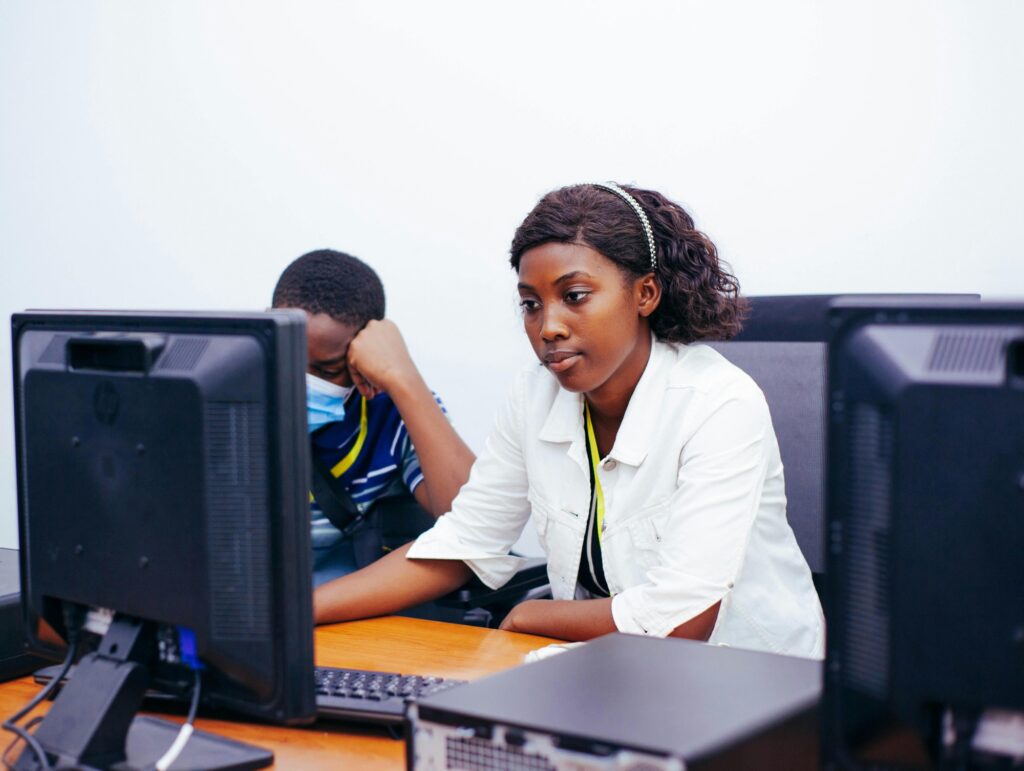 Formation IA au Burkina Faso : Boostez vos compétences avec BinkoO Digital Lab